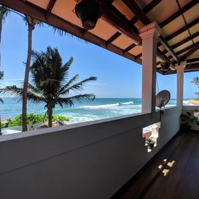 Ashen'S Beach House Bussa 외부 사진