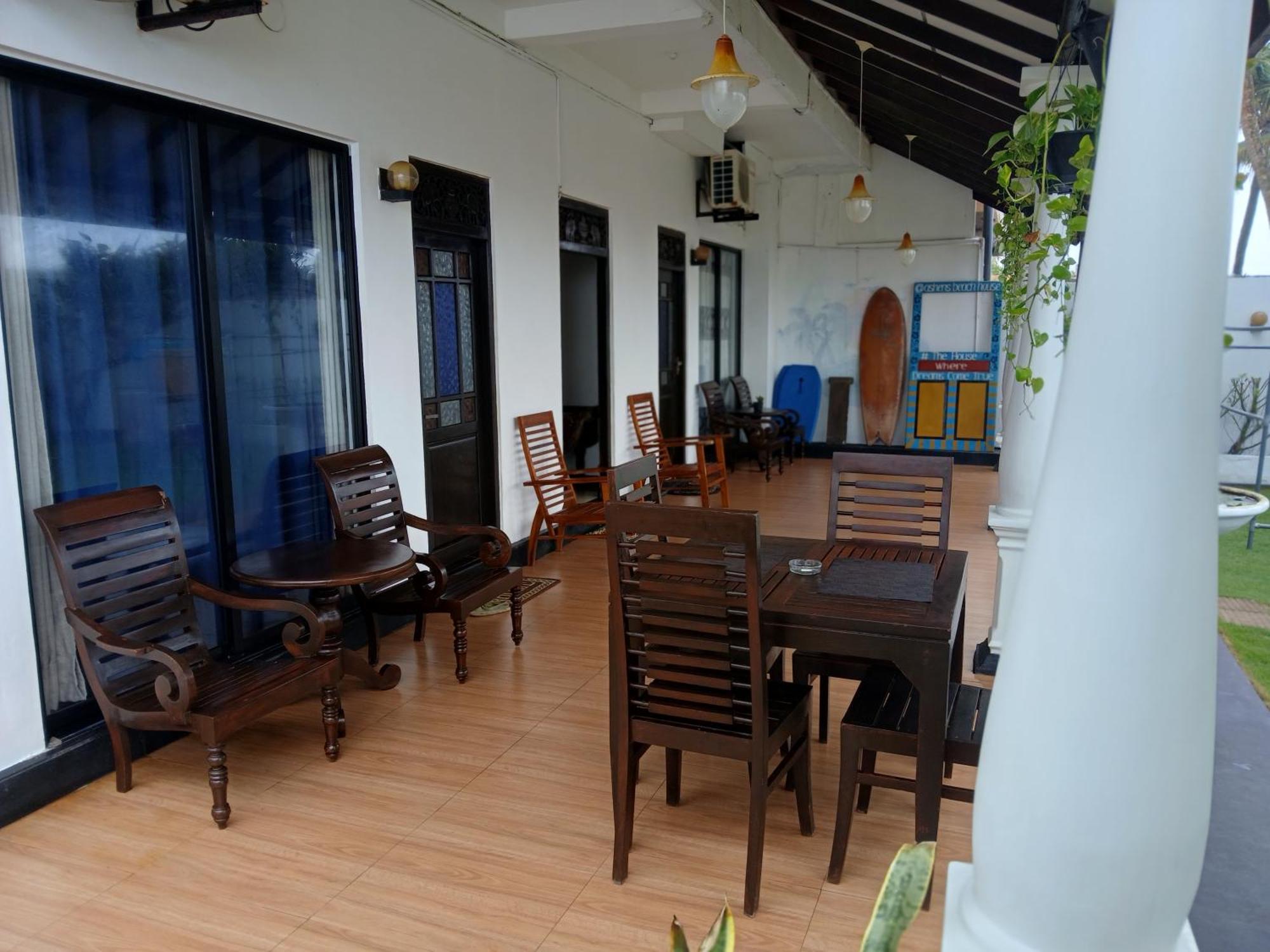 Ashen'S Beach House Bussa 외부 사진