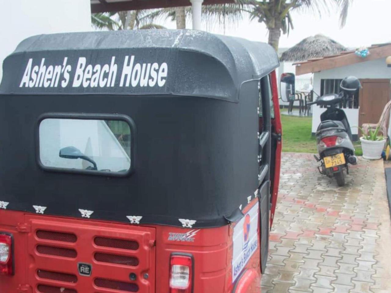 Ashen'S Beach House Bussa 외부 사진