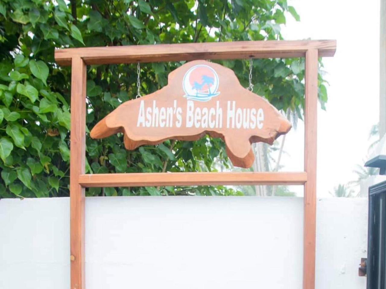 Ashen'S Beach House Bussa 외부 사진